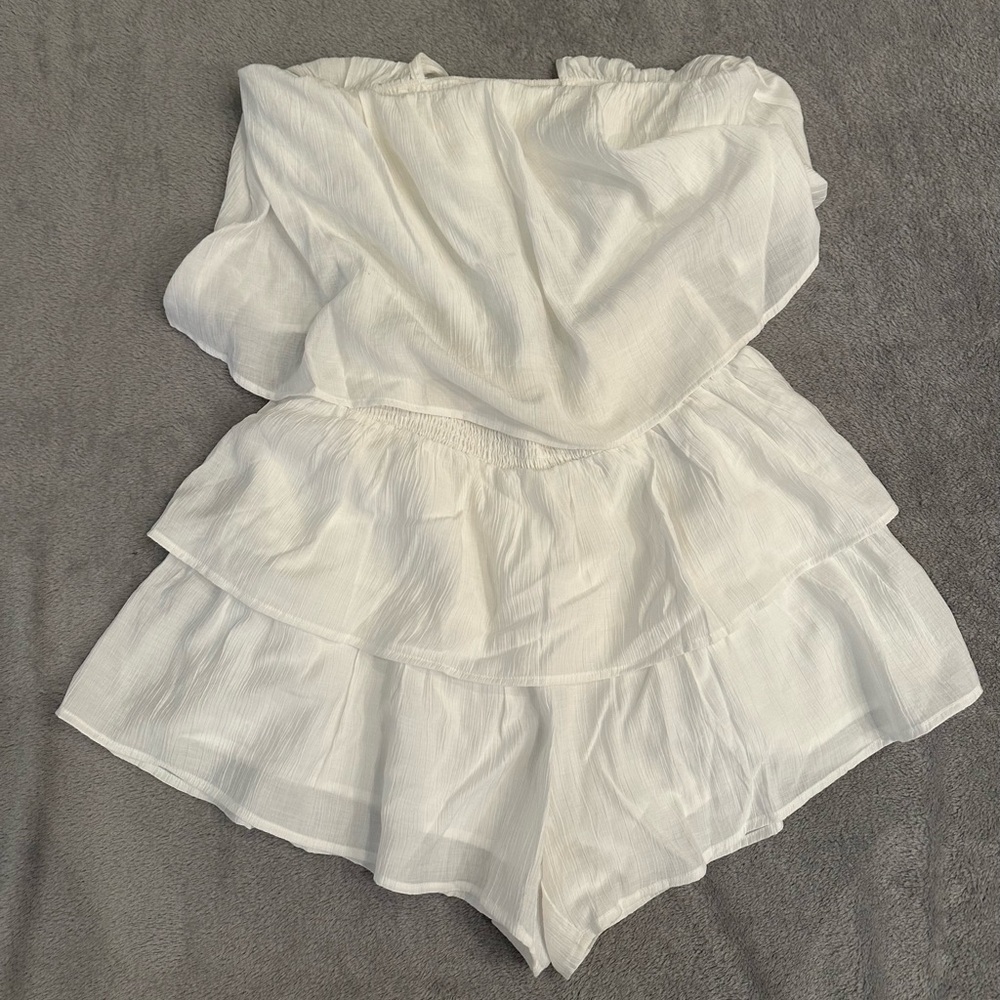 Chic White Strapless Layered Romper